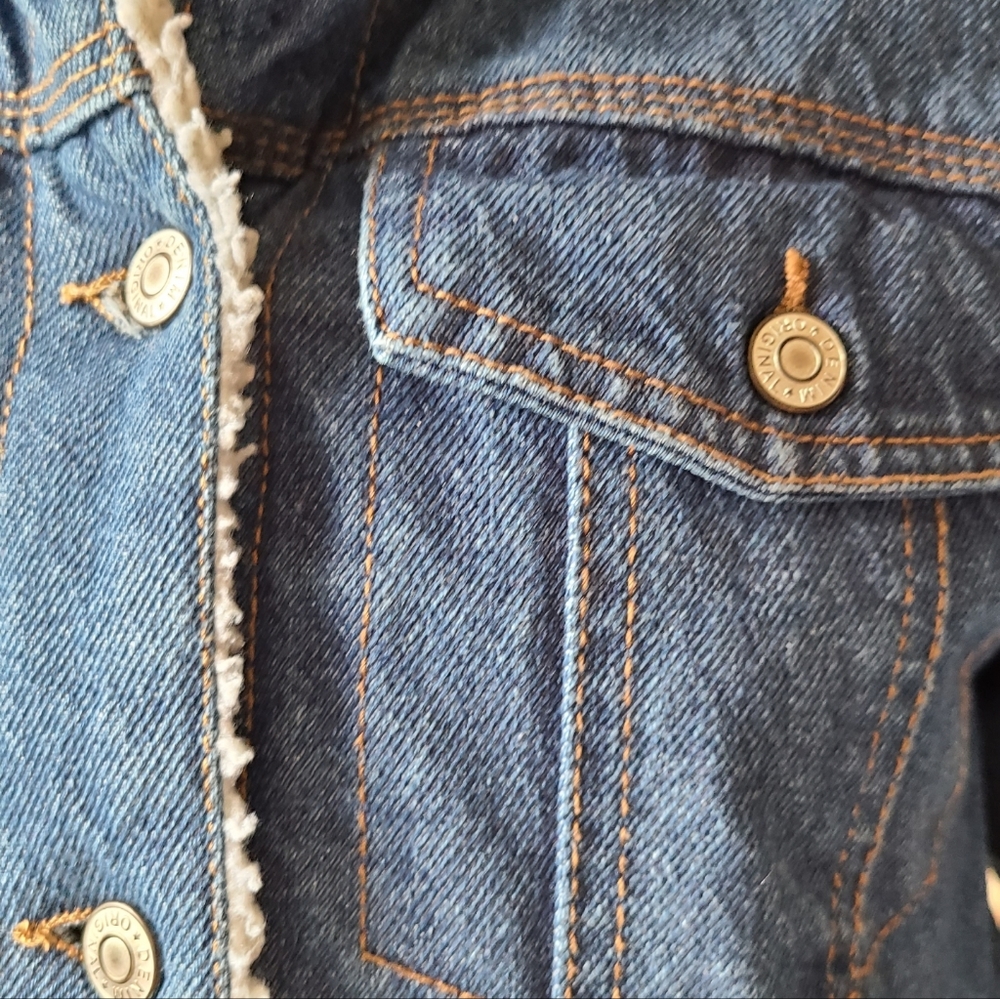 Distortion jean jacket - Picture 5 of 9
